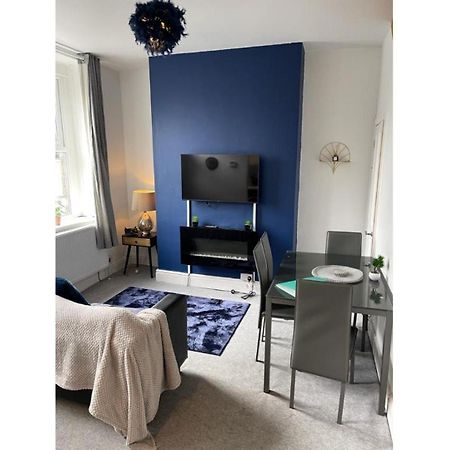 הוילה בקסטון 15 Torr Mews, 15 Torr Street מראה חיצוני תמונה